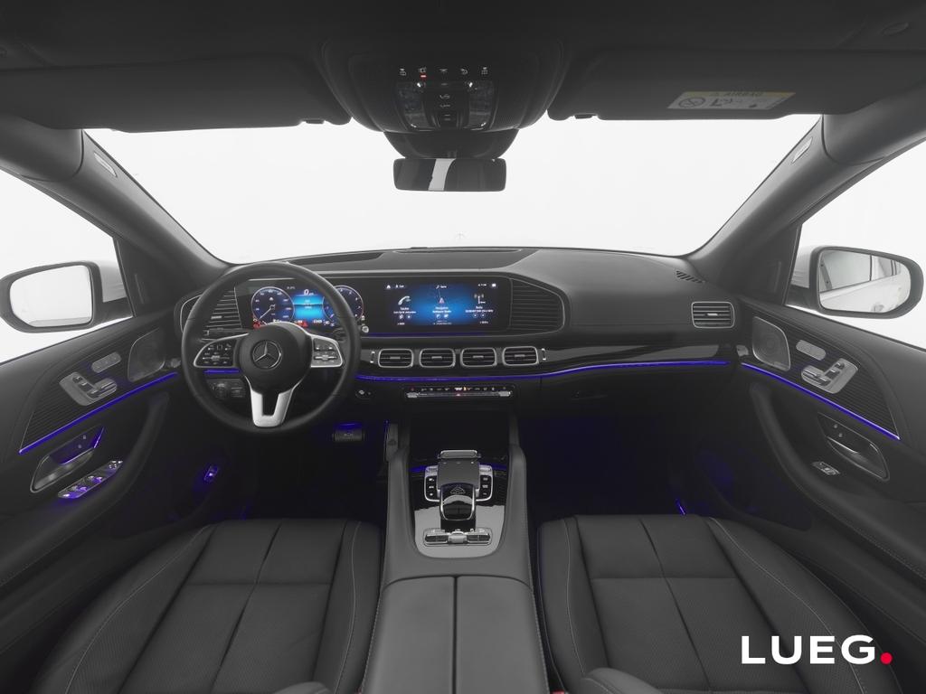 Mercedes-Benz GLS 600 2023