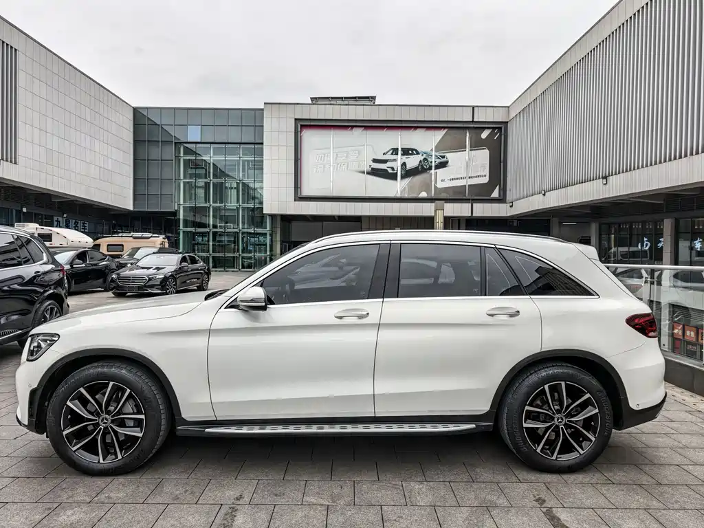 Mercedes-Benz GLC 2022