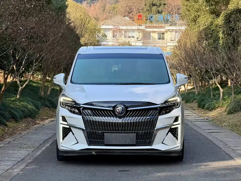 Buick GL8 2022