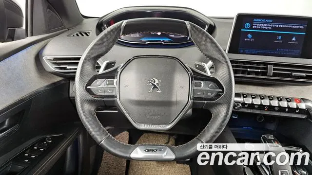 Peugeot 5008 2022