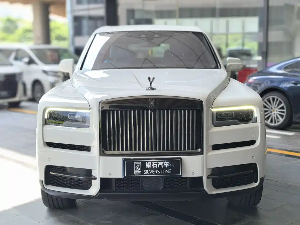 Rolls-Royce Cullinan 2021