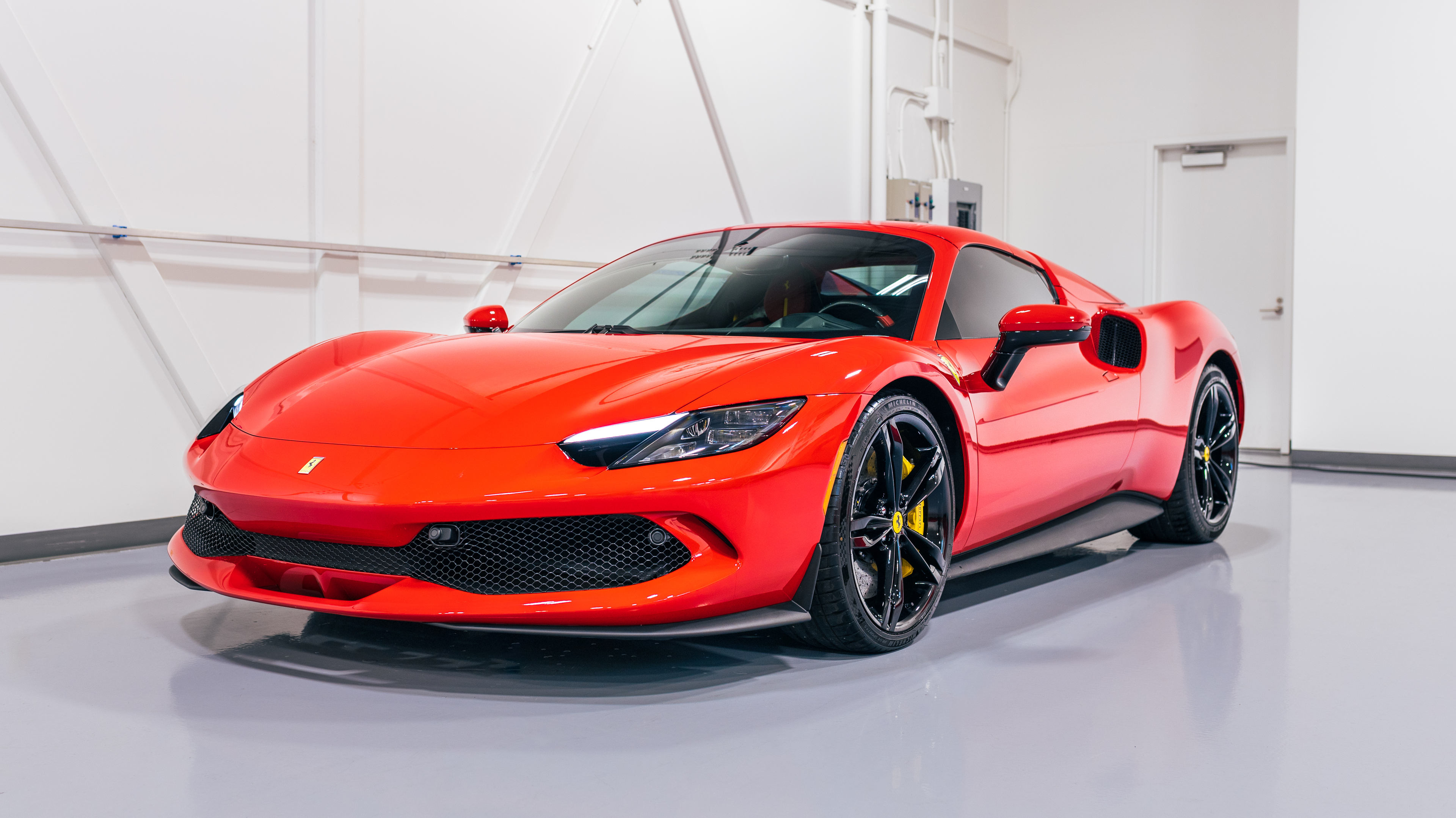 Ferrari 296 GTS 2025