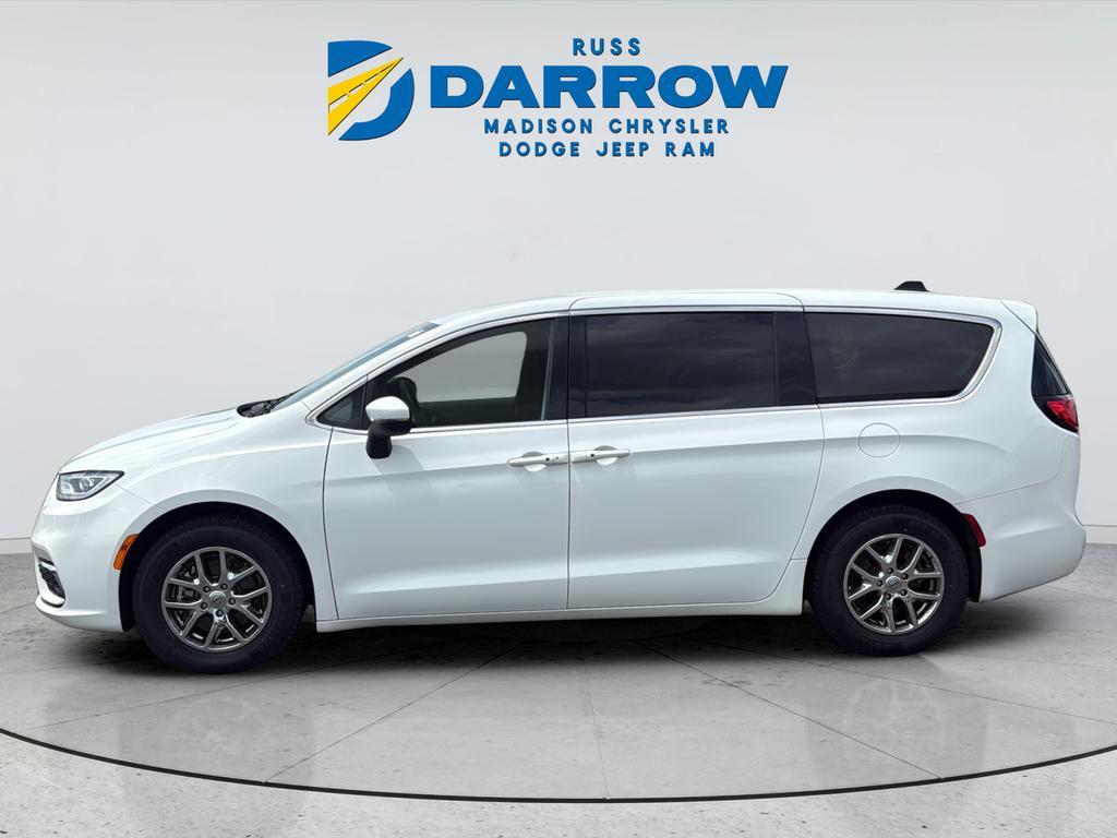 Chrysler Pacifica 2023