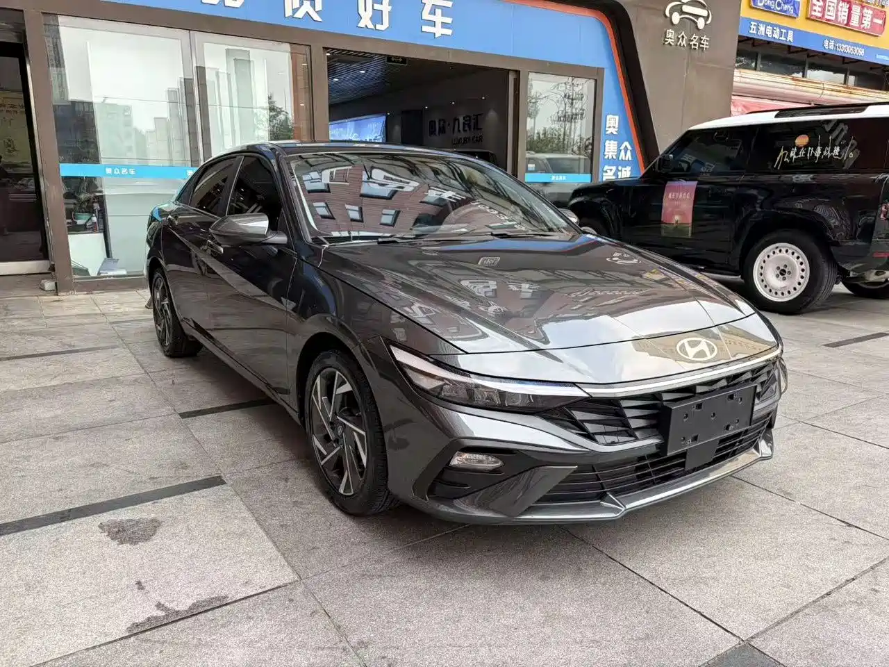Hyundai Elantra 2024