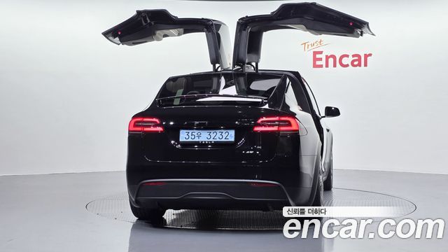 Tesla Model X 2026