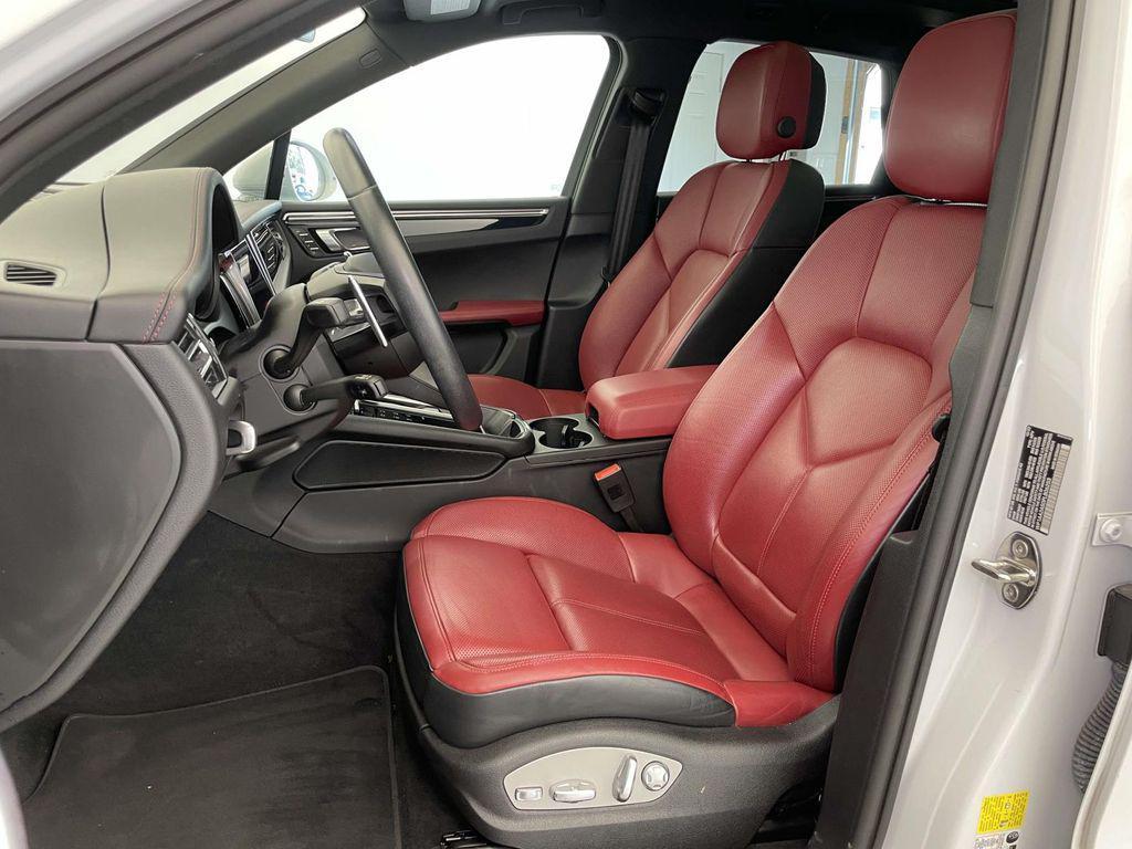 Porsche Macan 2023