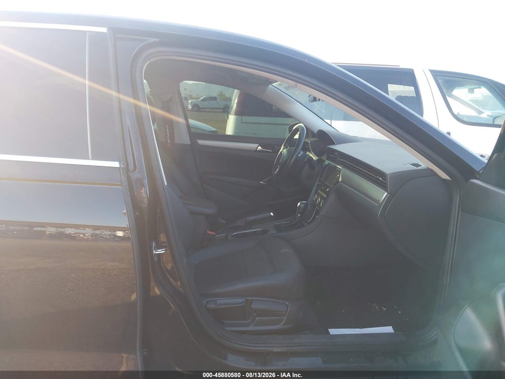 Volkswagen Passat 2021