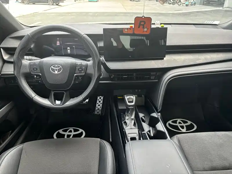 Toyota Camry 2024