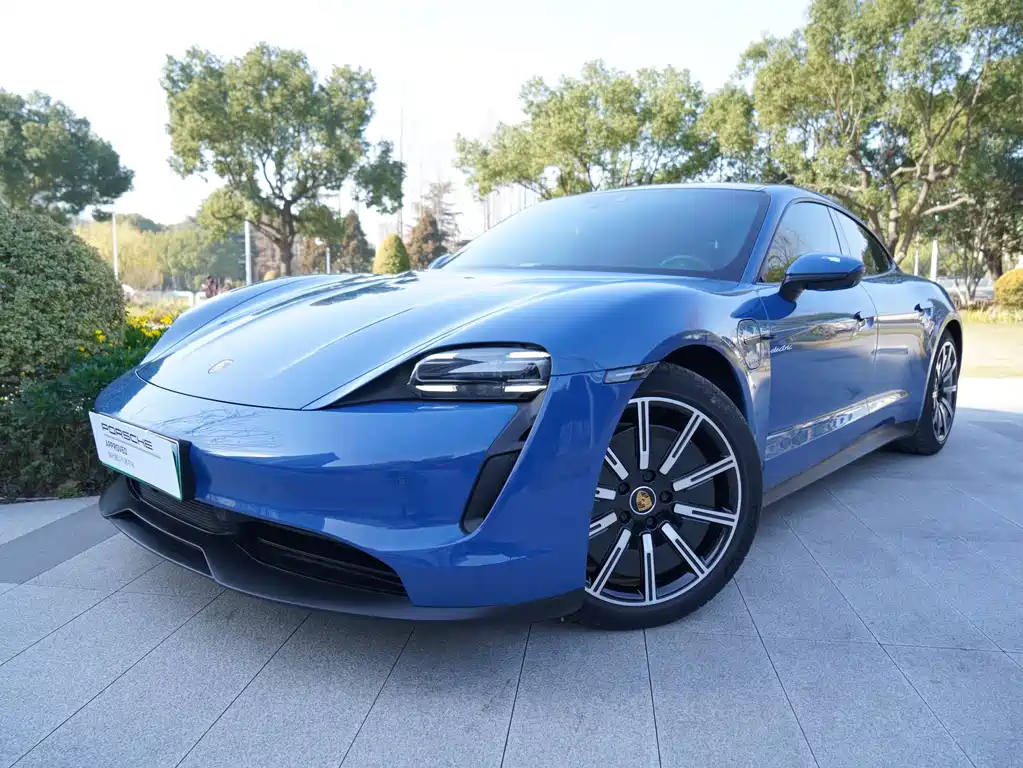 Porsche Taycan 2024
