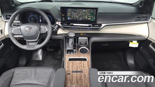 Toyota Sienna 2025