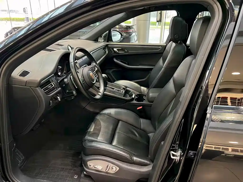 Porsche Macan 2022