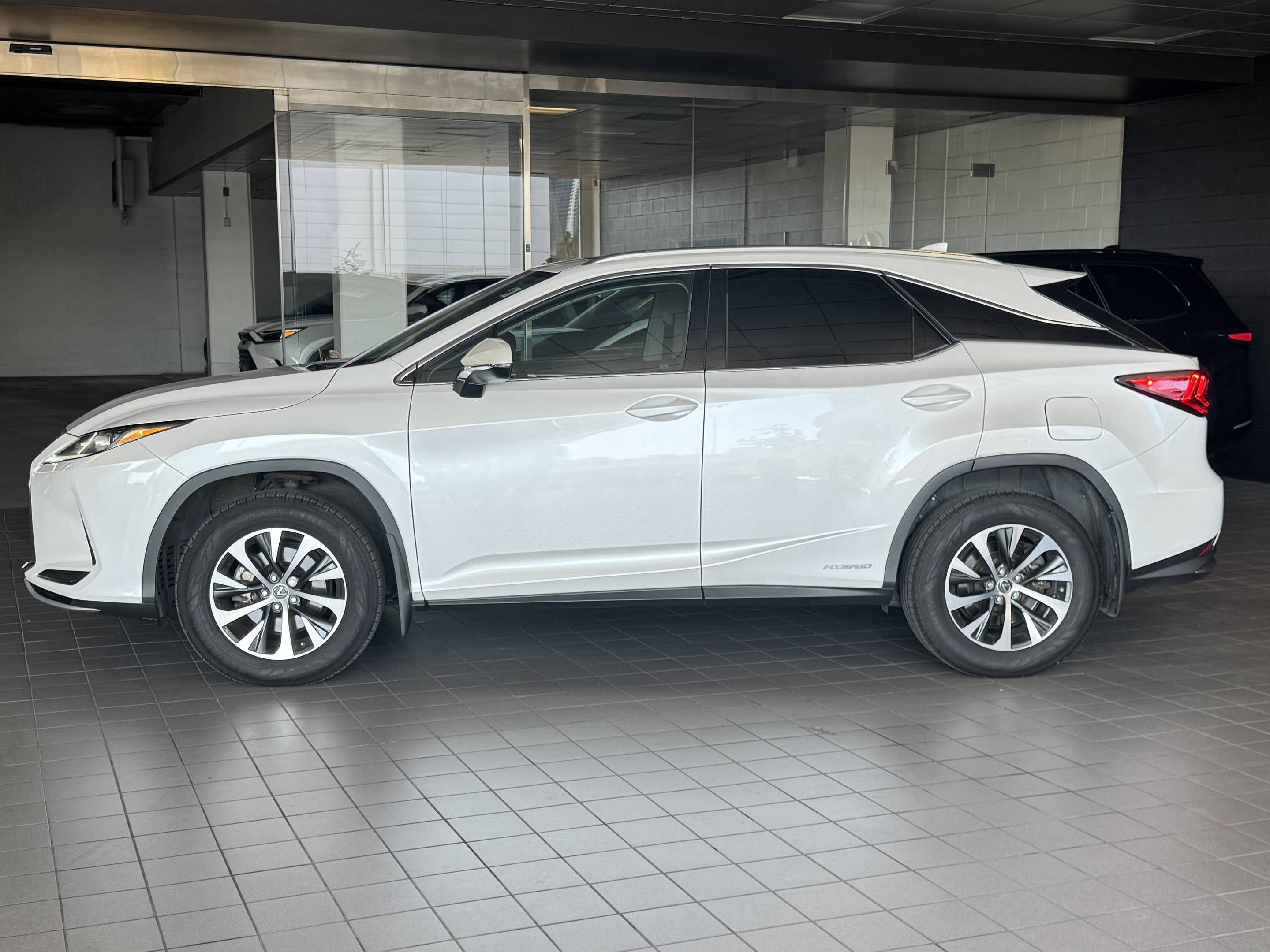 Lexus RX 2021
