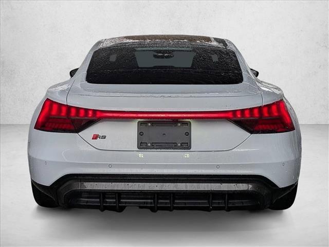 Audi RS e-tron GT 2024