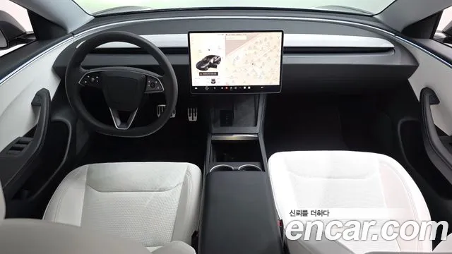 Tesla Model 3 2024