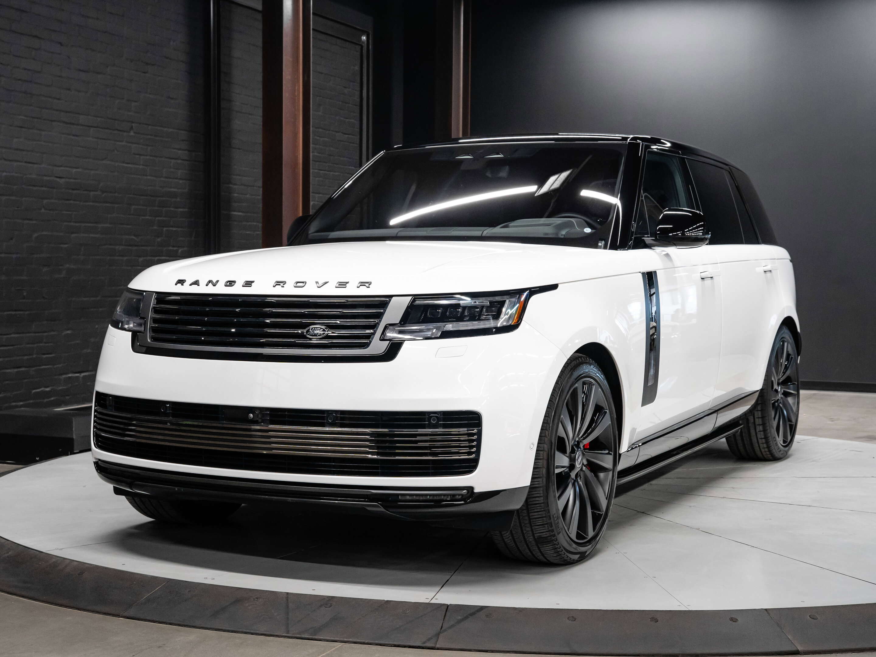 Land Rover Range Rover 2023