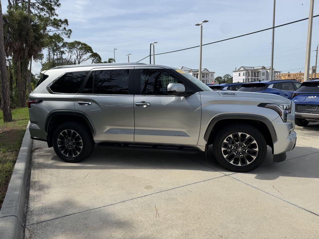 Toyota Sequoia 2025