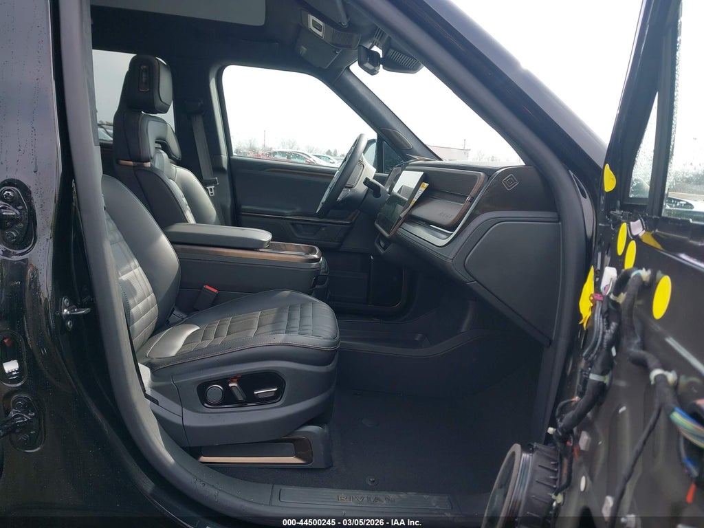 Rivian R1T 2025