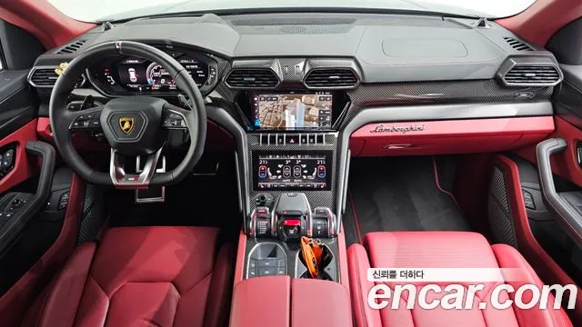 Lamborghini Urus 2021