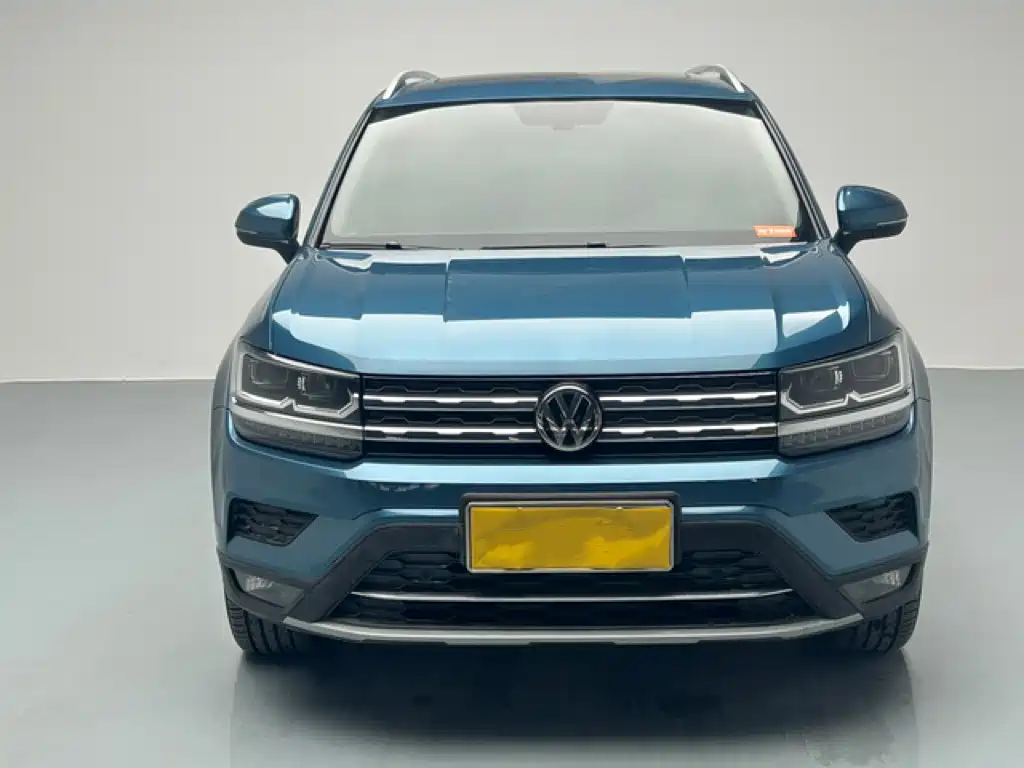 Volkswagen Tharu 2020