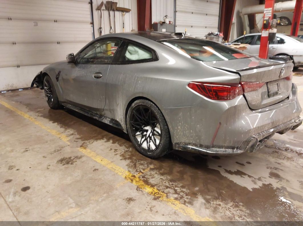 BMW M4 2025