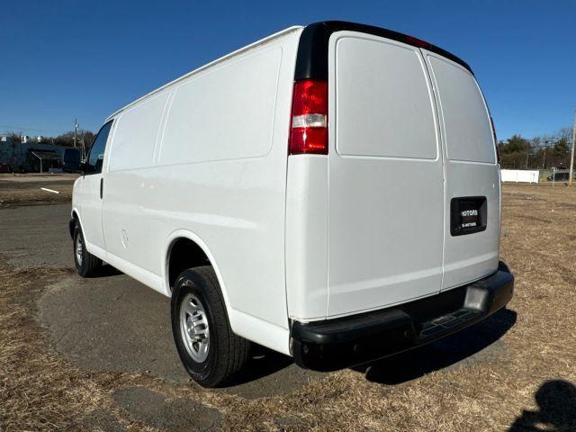 Chevrolet Express 2021