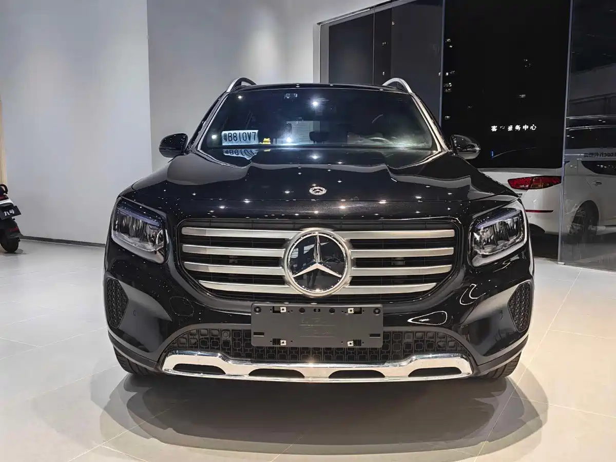 Mercedes-Benz GLB 2024