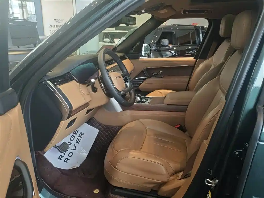 Land Rover Range Rover 2023