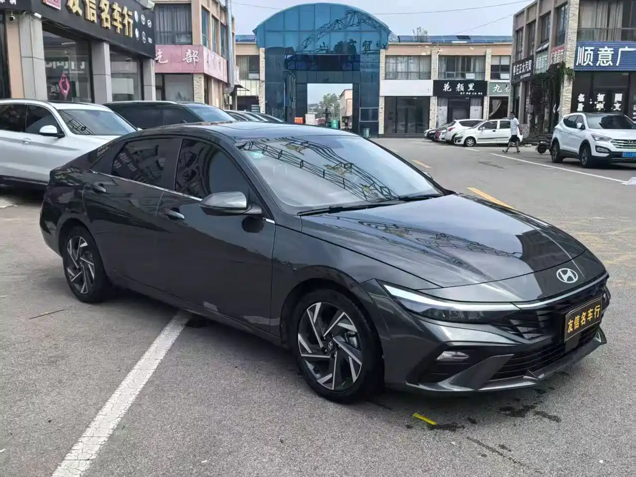 Hyundai Elantra 2025