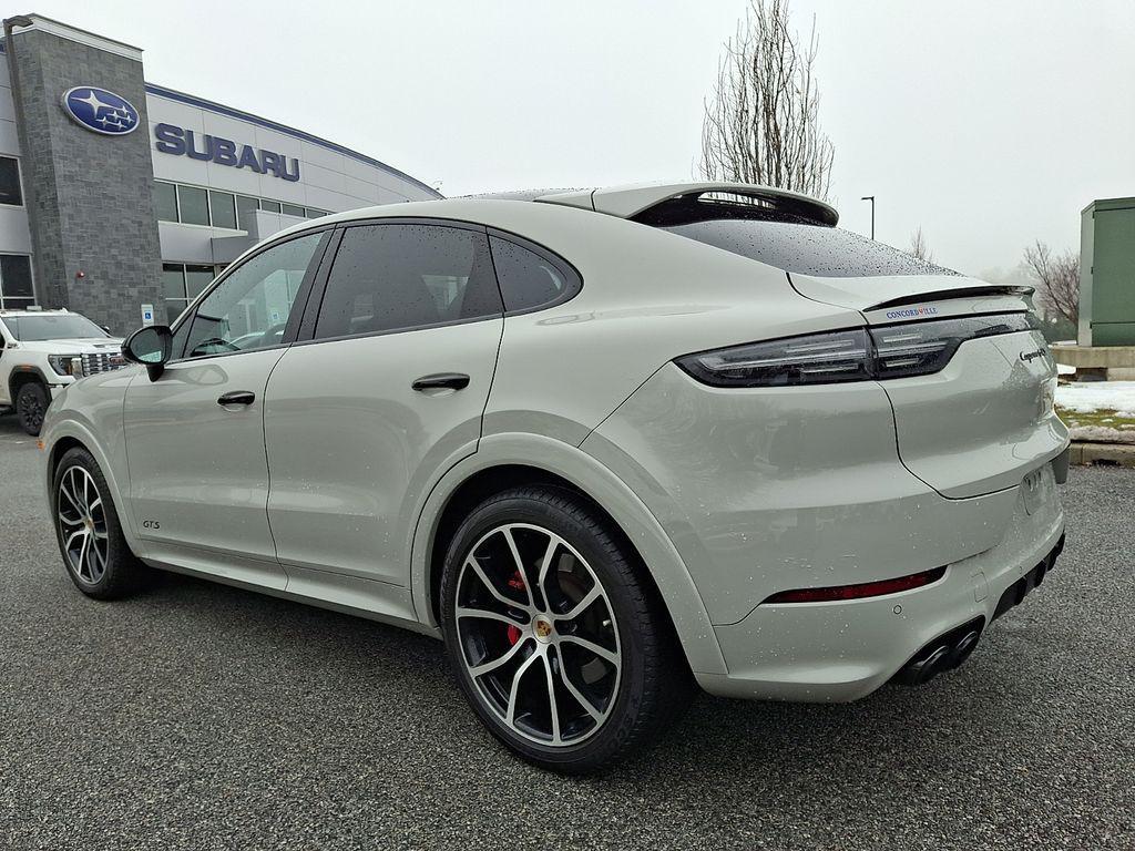 Porsche Cayenne 2021