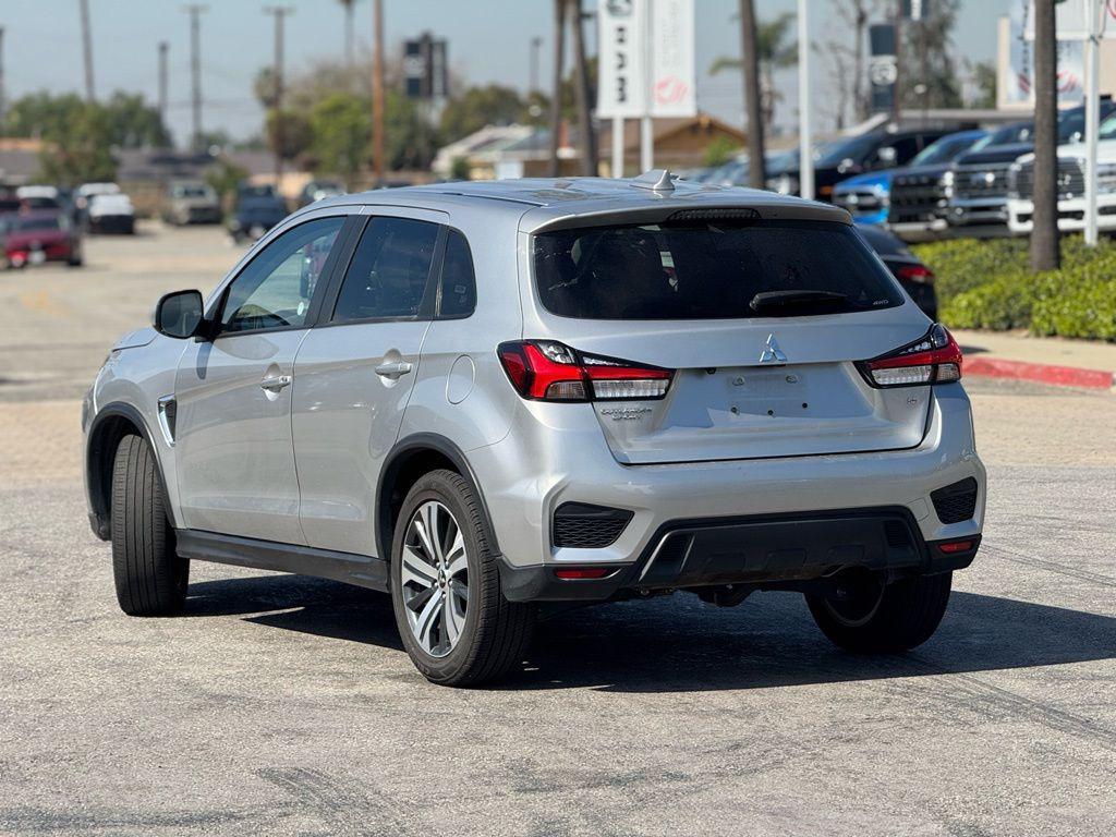 Mitsubishi Outlander Sport 2024