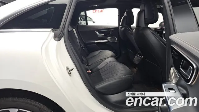 Mercedes-Benz EQE 2022