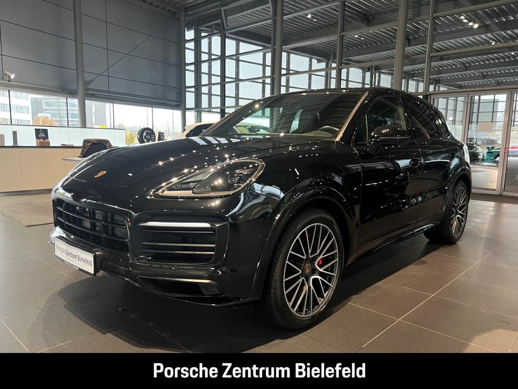 Porsche Cayenne 2022