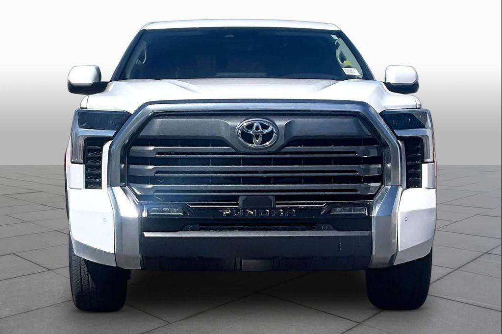 Toyota Tundra 2023