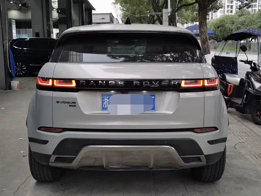 Land Rover Range Rover Evoque 2023
