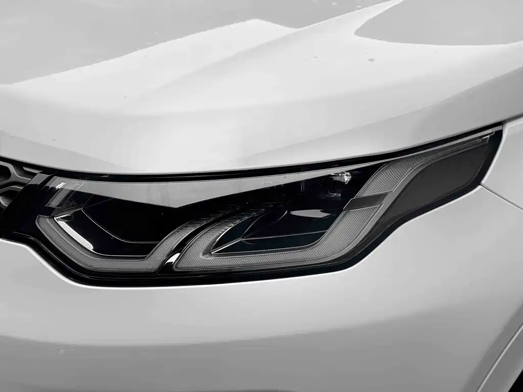 Land Rover Discovery Sport 2023
