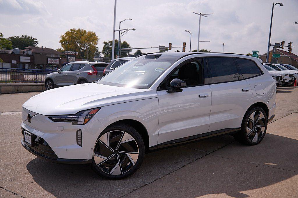 Volvo EX90 2025