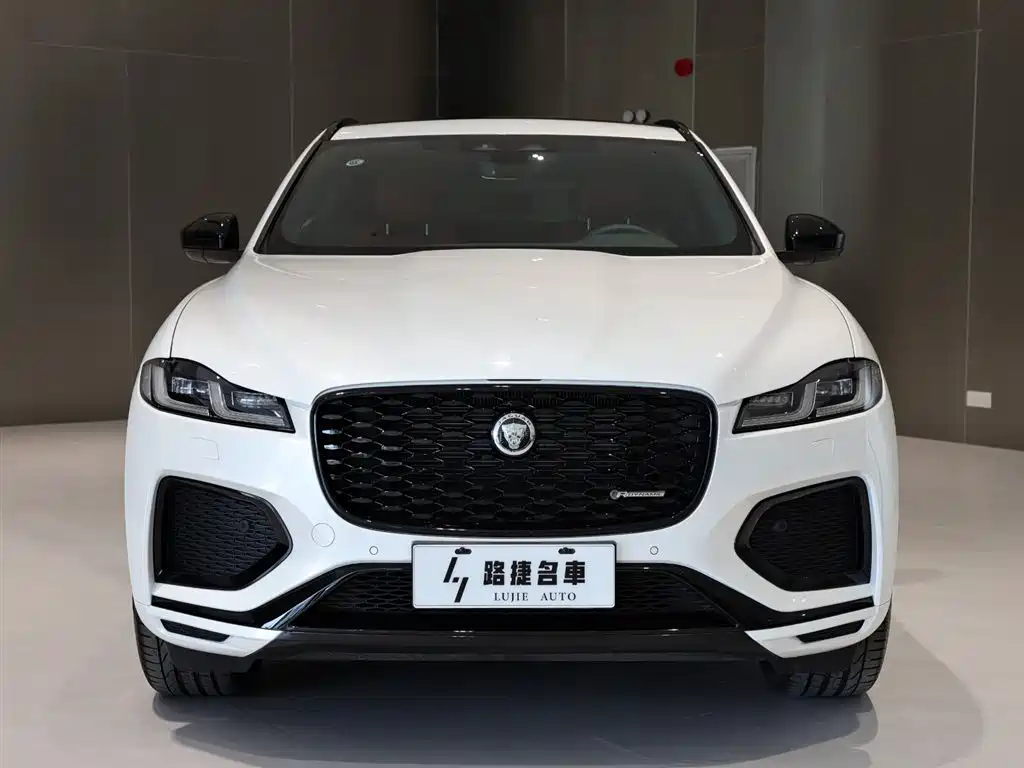 Jaguar F-Pace 2024
