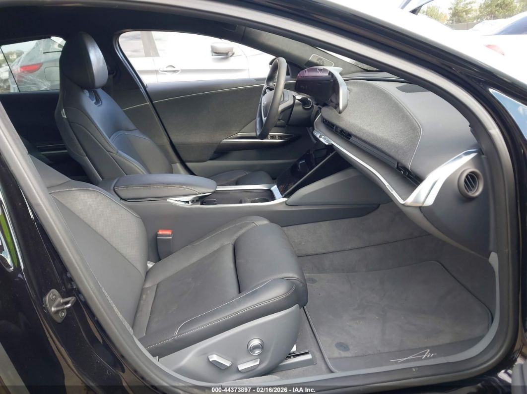 Lucid Air 2025