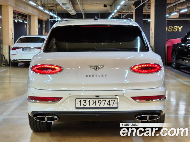 Bentley Bentayga 2022