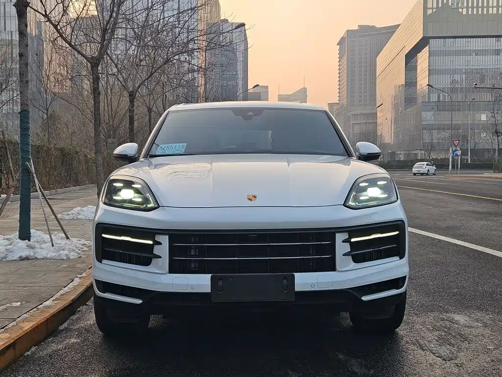 Porsche Cayenne 2024