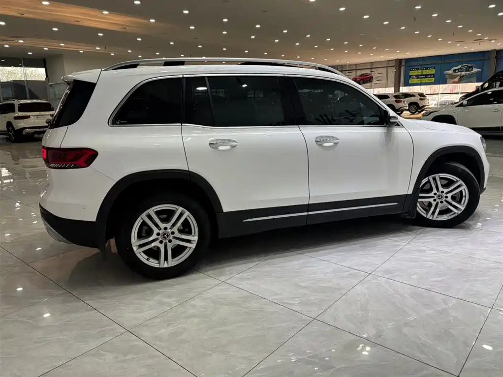 Mercedes-Benz GLB 2022