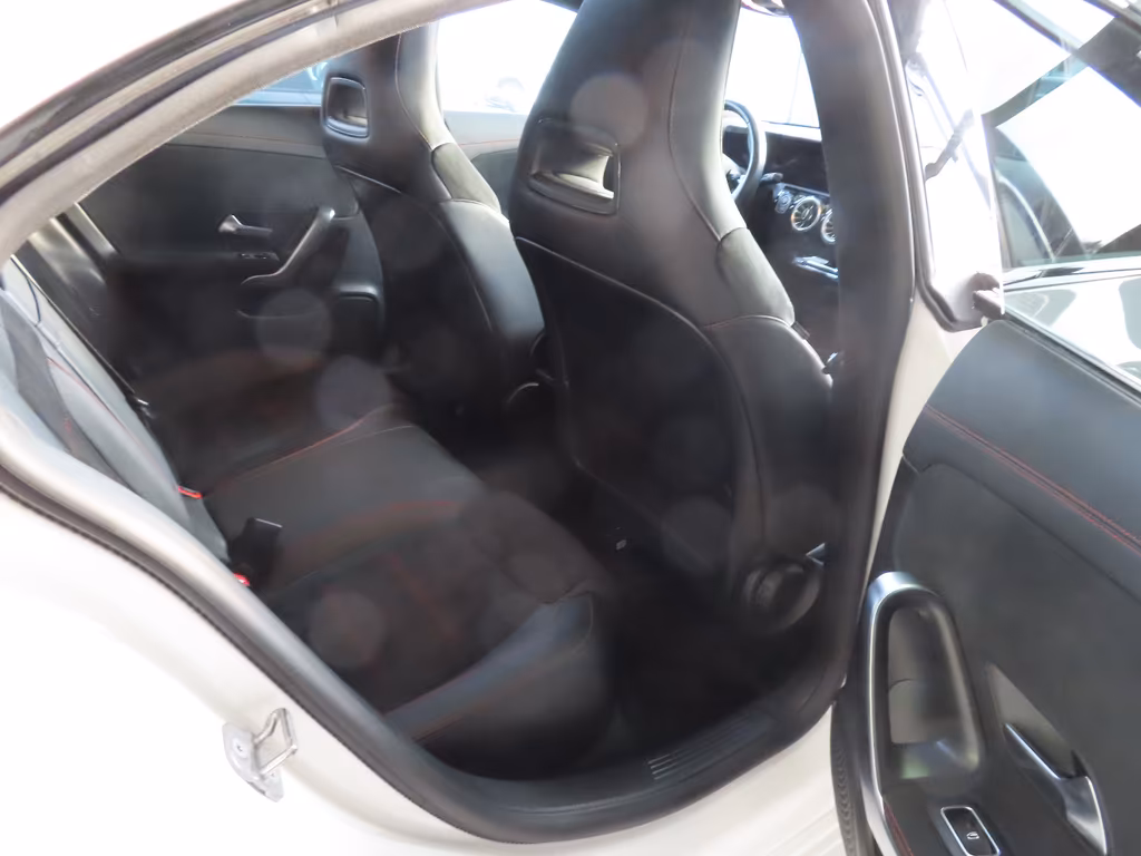 Mercedes-Benz CLA 200 2024