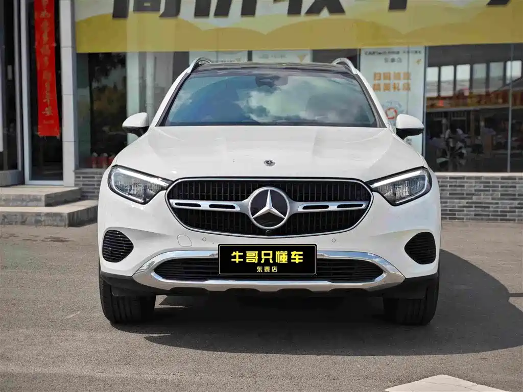 Mercedes-Benz GLC 2024