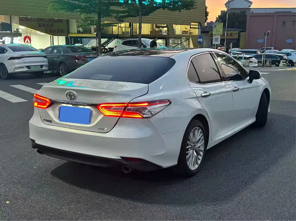 Toyota Camry 2020