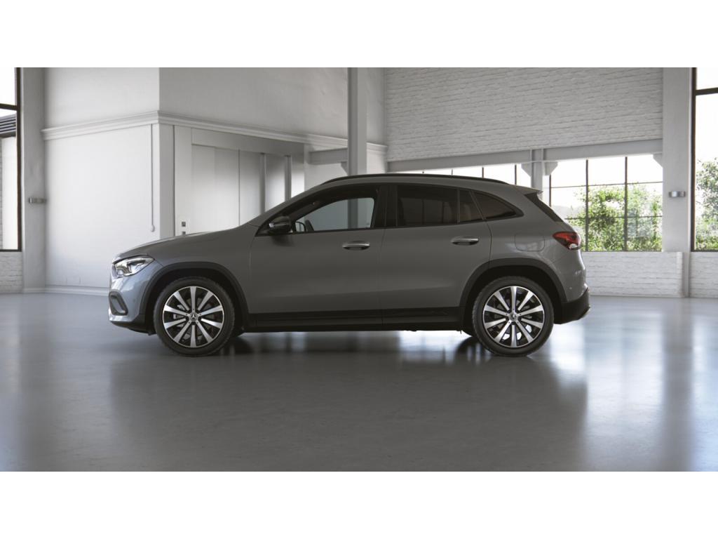 Mercedes-Benz GLA 200 2022