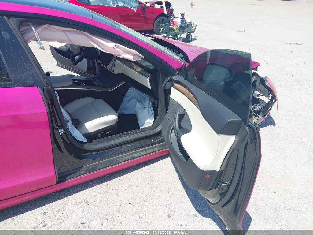 Tesla Model S 2021