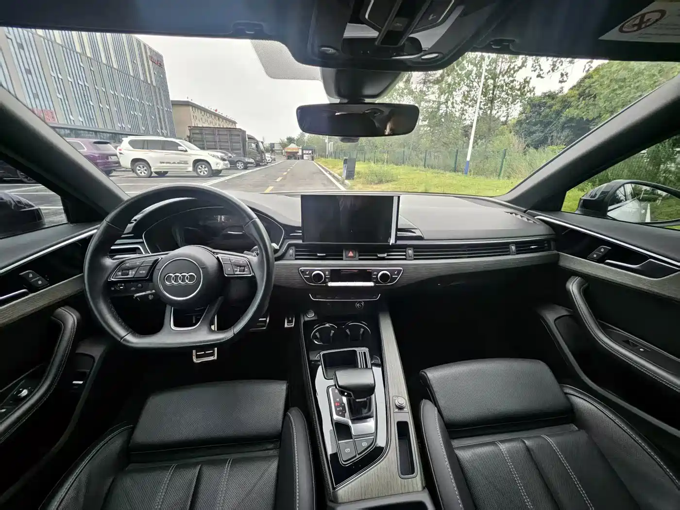 Audi A4 2023