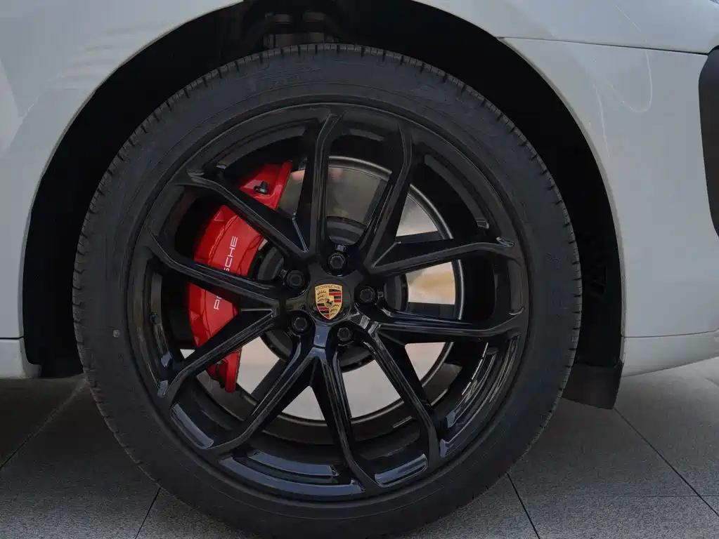 Porsche Macan 2023