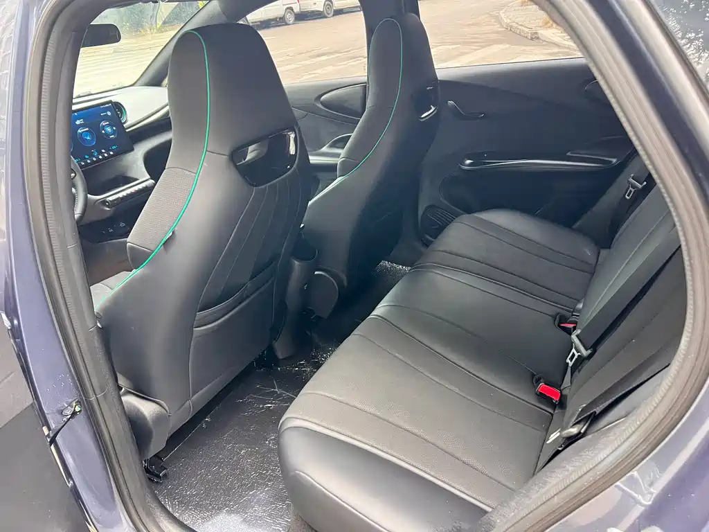 BYD Dolphin 2025