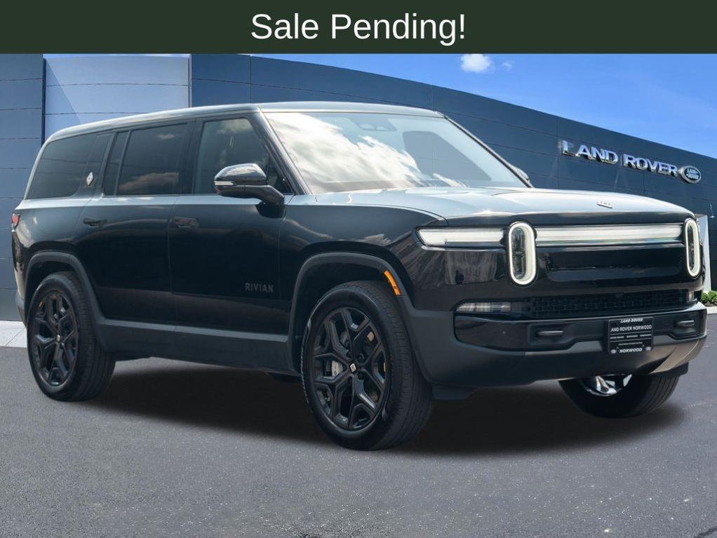 Rivian R1S 2025